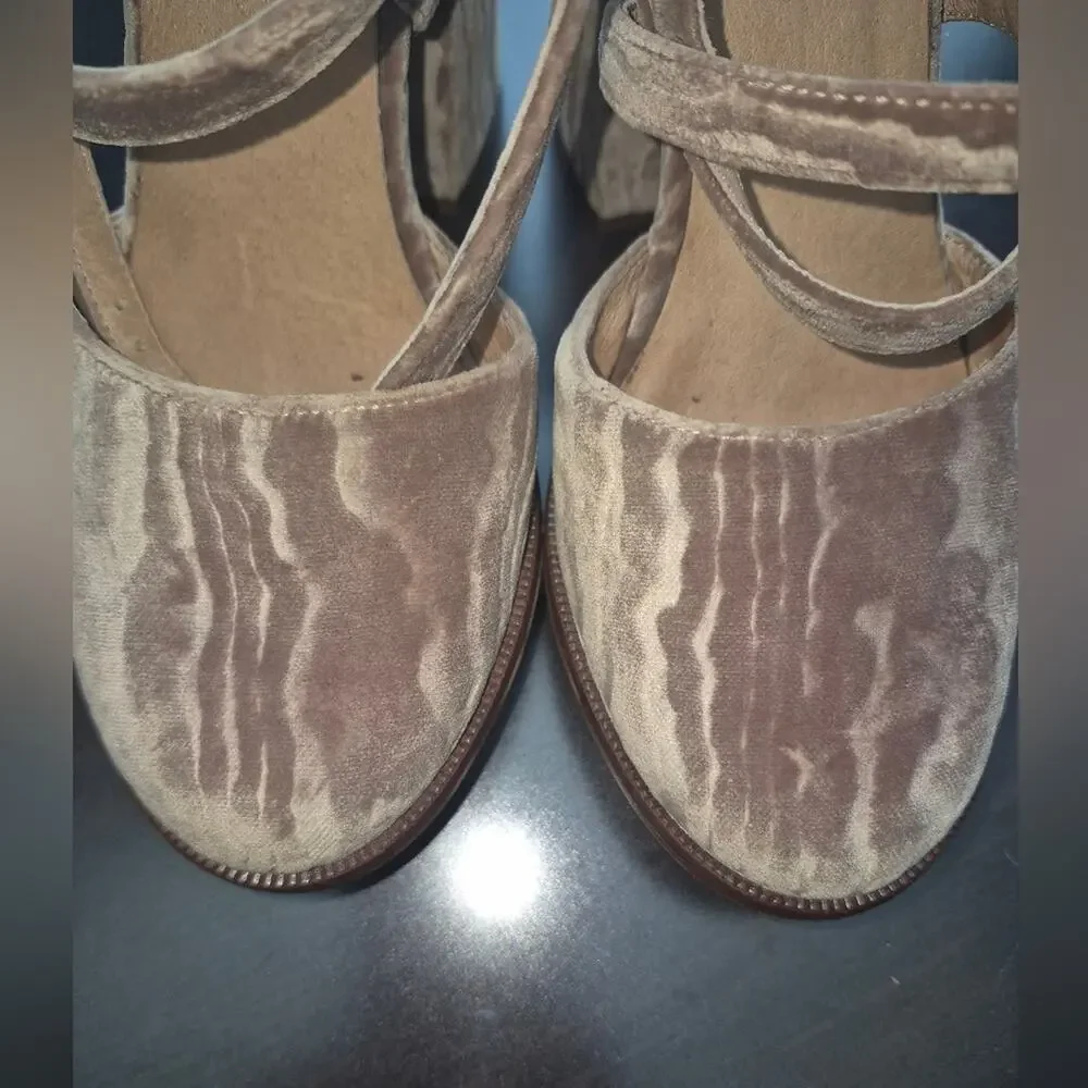 Free People Brown Patterned Platform Shoes Size 6.5